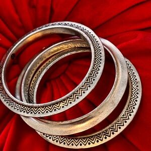 Silver Patterned Bangles 3 🌼🌼🌼🌼